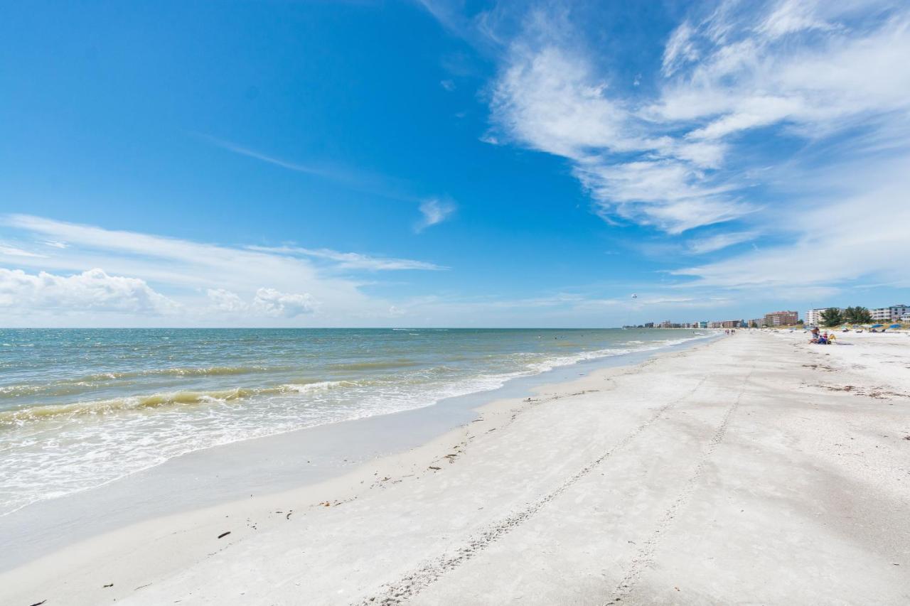 104 Las Brisas Condo St. Pete Beach Buitenkant foto